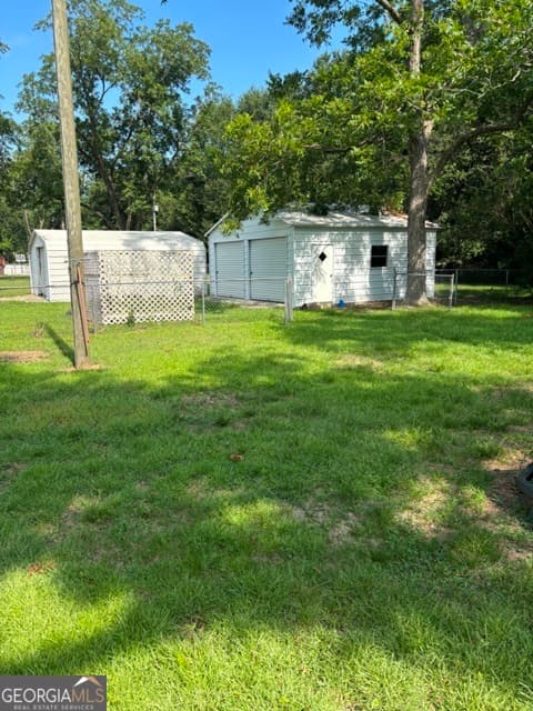 3 bedroom, 2 bathroom, 1,640 sq ft single family residence for sale at 29 GROVE Lane, Claxton, GA 30417 — photo 7