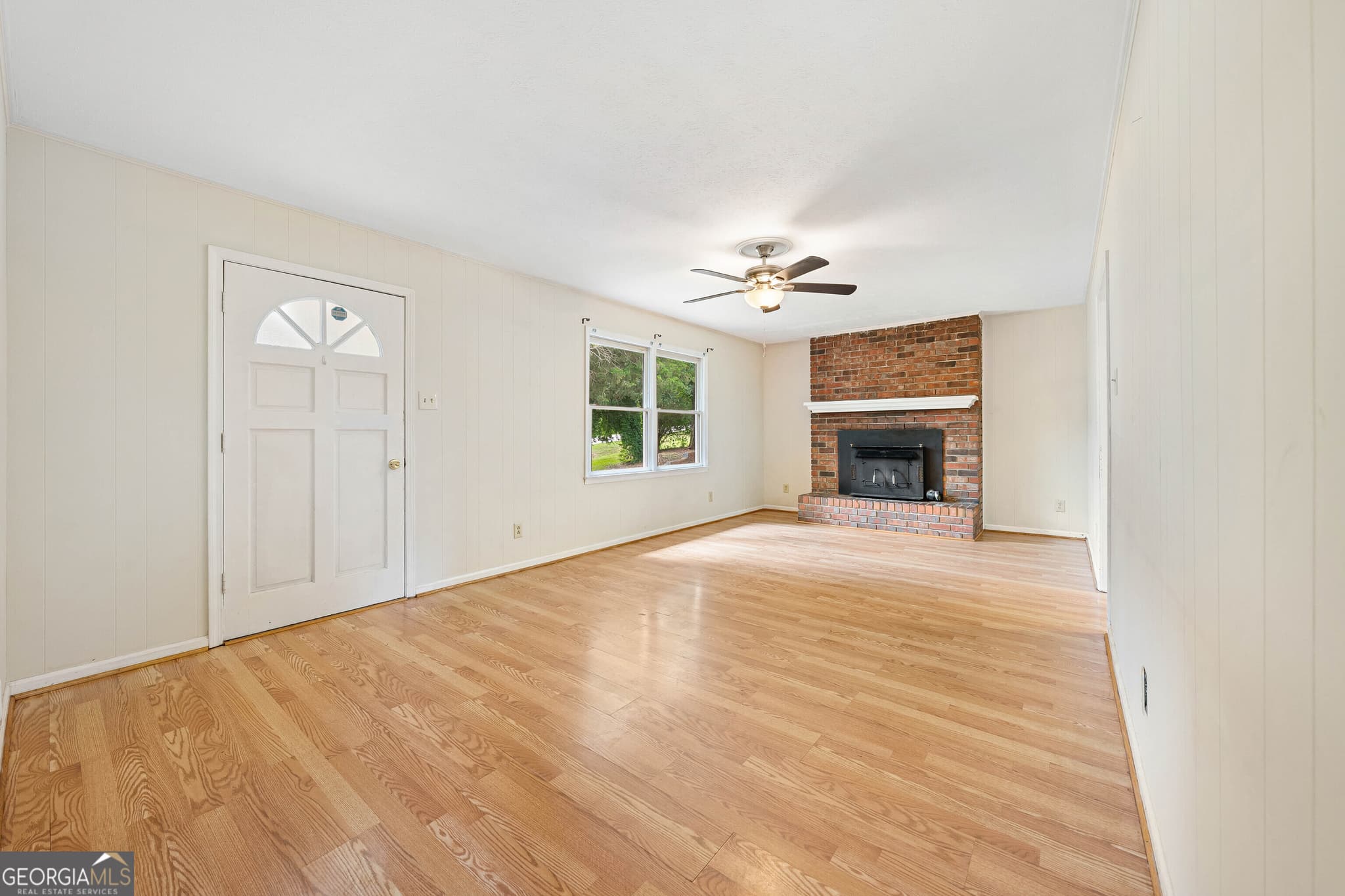 3 bedroom, 2 bathroom, 1,200 sq ft single family residence for sale at 1172 Shoal Creek Church Road, Lavonia, GA 30553 — photo 6