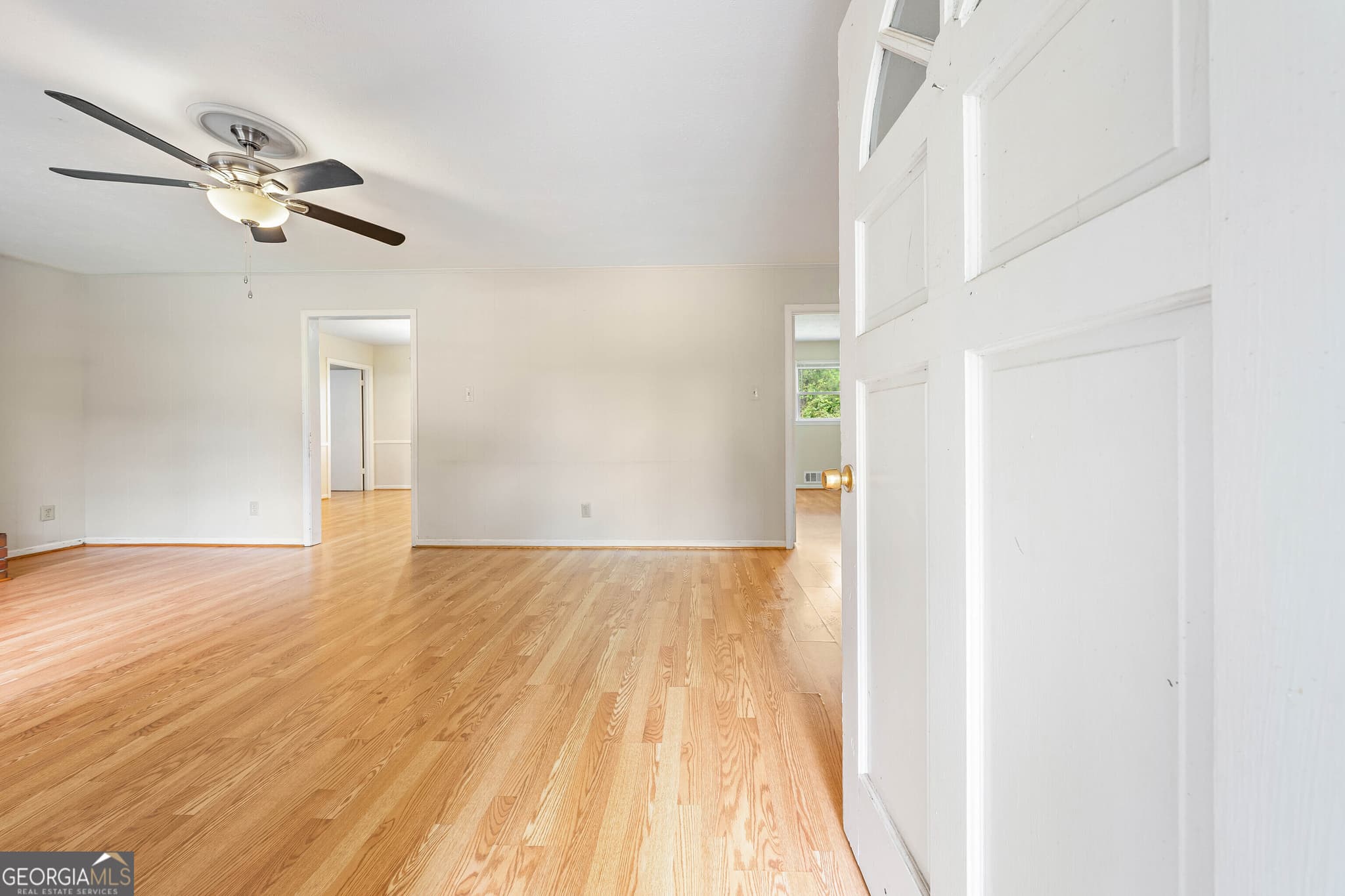 3 bedroom, 2 bathroom, 1,200 sq ft single family residence for sale at 1172 Shoal Creek Church Road, Lavonia, GA 30553 — photo 5