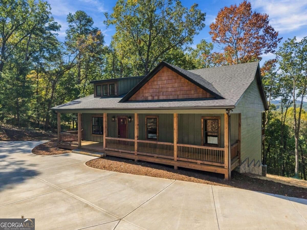 3 bedroom, 2 bathroom, 1,408 sq ft single family residence for sale at 640 Hickory Ridge 41, Ellijay, GA 30536