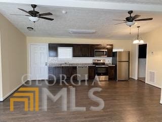3 bedroom, 2 bathroom, 1,600 sq ft manufactured home,single family residence for rent at 820 City Pond Road, Winder, GA 30680 for $1,500 a month — photo 4