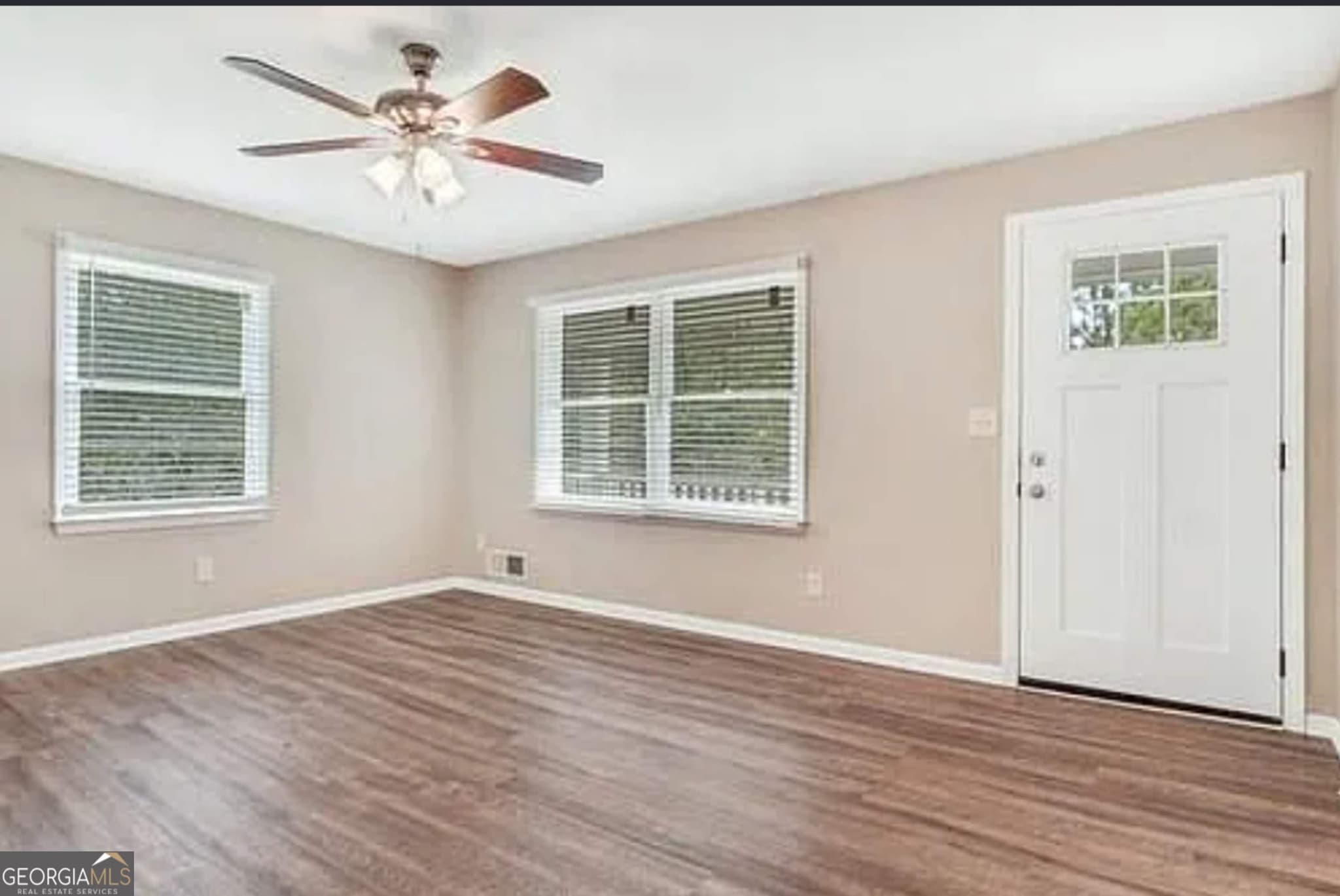 3 bedroom, 1 bathroom, 1,083 sq ft single family residence for sale at 6263 Green Acres Drive, Covington, GA 30014 — photo 9