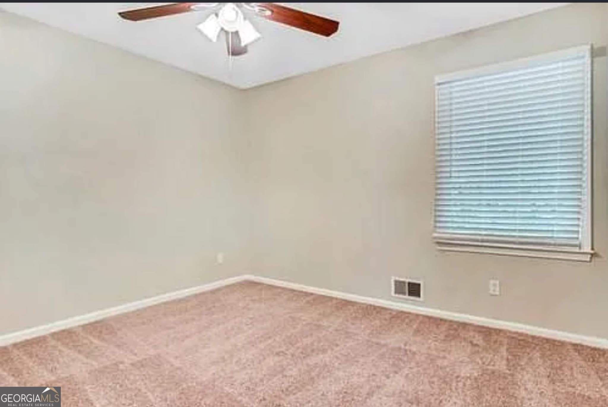 3 bedroom, 1 bathroom, 1,083 sq ft single family residence for sale at 6263 Green Acres Drive, Covington, GA 30014 — photo 8