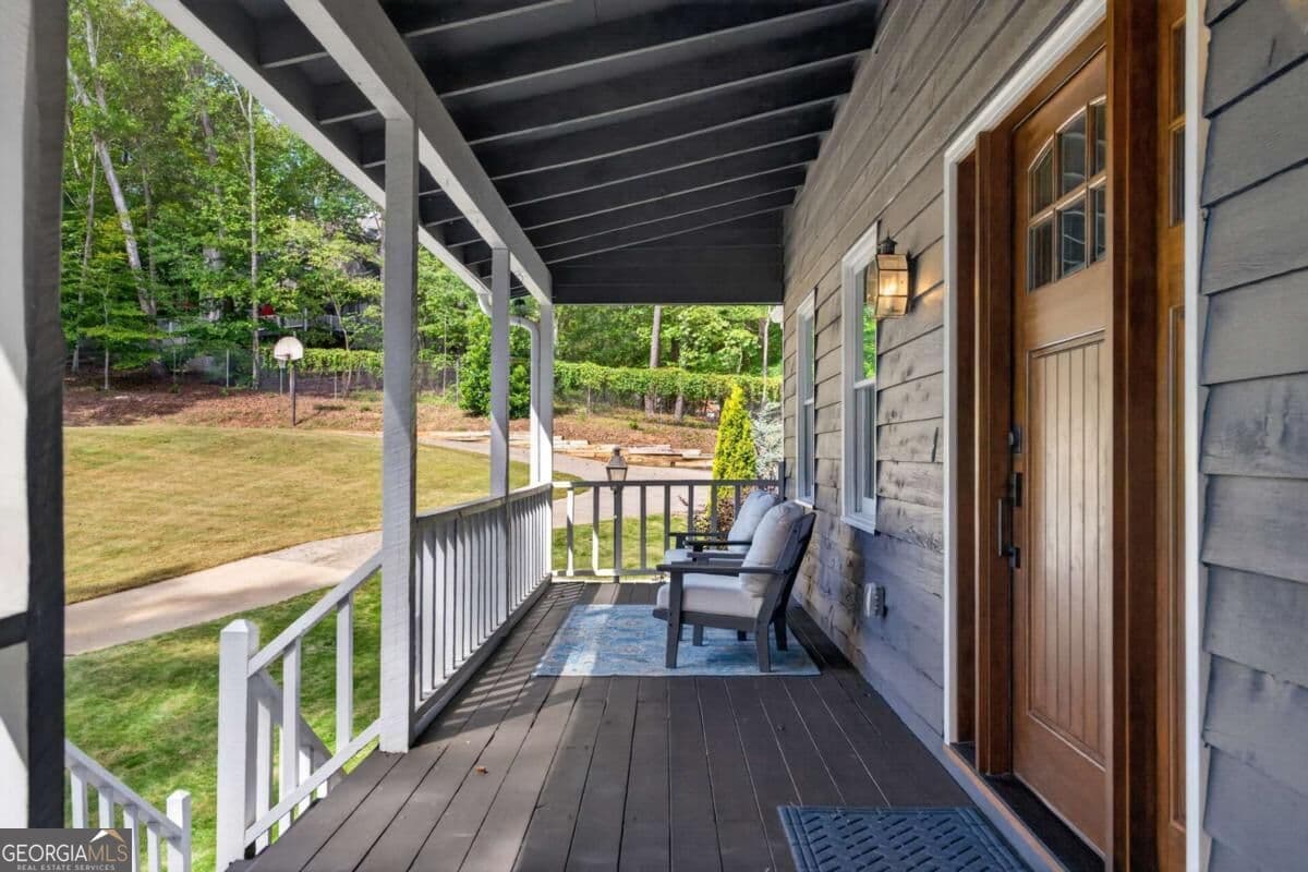 5 bedroom, 3.5 bathroom, 4,542 sq ft single family residence for sale at 13488 Holly Road, Roswell, GA 30075 — photo 10
