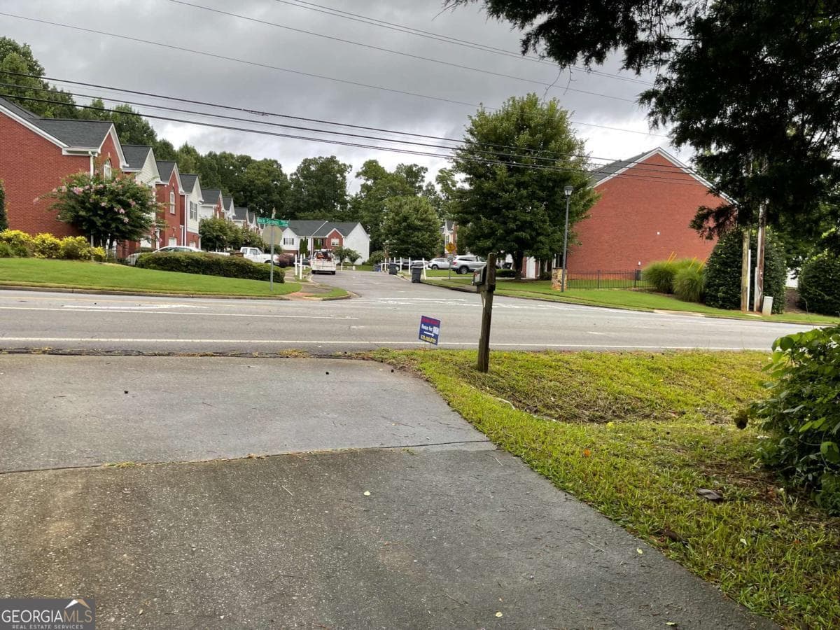 3 bedroom, 2 bathroom, 1,456 sq ft single family residence for rent at 1031 Rock Springs Road, Lawrenceville, GA 30043 for $2,200 a month — photo 4