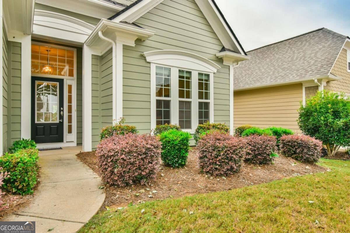 2 bedroom, 2 bathroom, 1,942 sq ft single family residence for sale at 6632 Fawn Meadow Lane, Hoschton, GA 30548 — photo 6