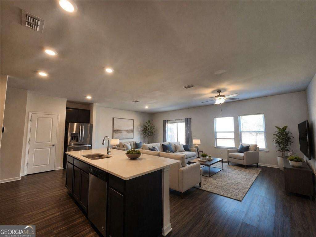 3 bedroom, 2.5 bathroom, 2,055 sq ft townhouse for sale at 4643 Piston Junction, Mableton, GA 30126 — photo 2