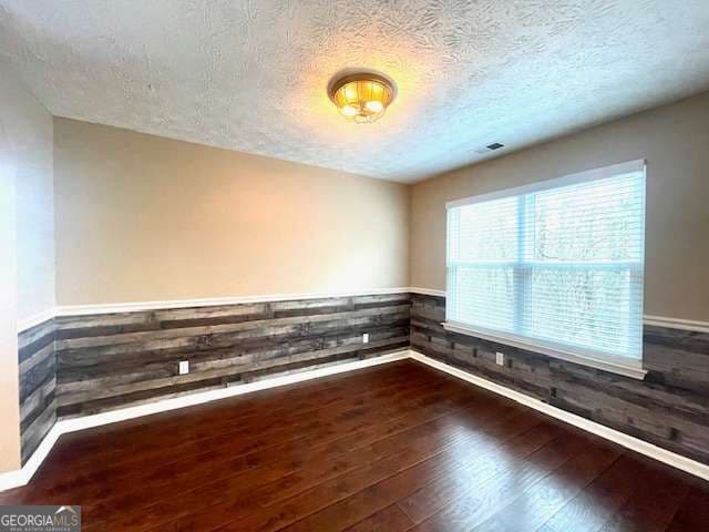 3 bedroom, 2.5 bathroom, 1,527 sq ft single family residence for rent at 2314 Blackwatch Circle, Marietta, GA 30008 for $2,100 a month — photo 6