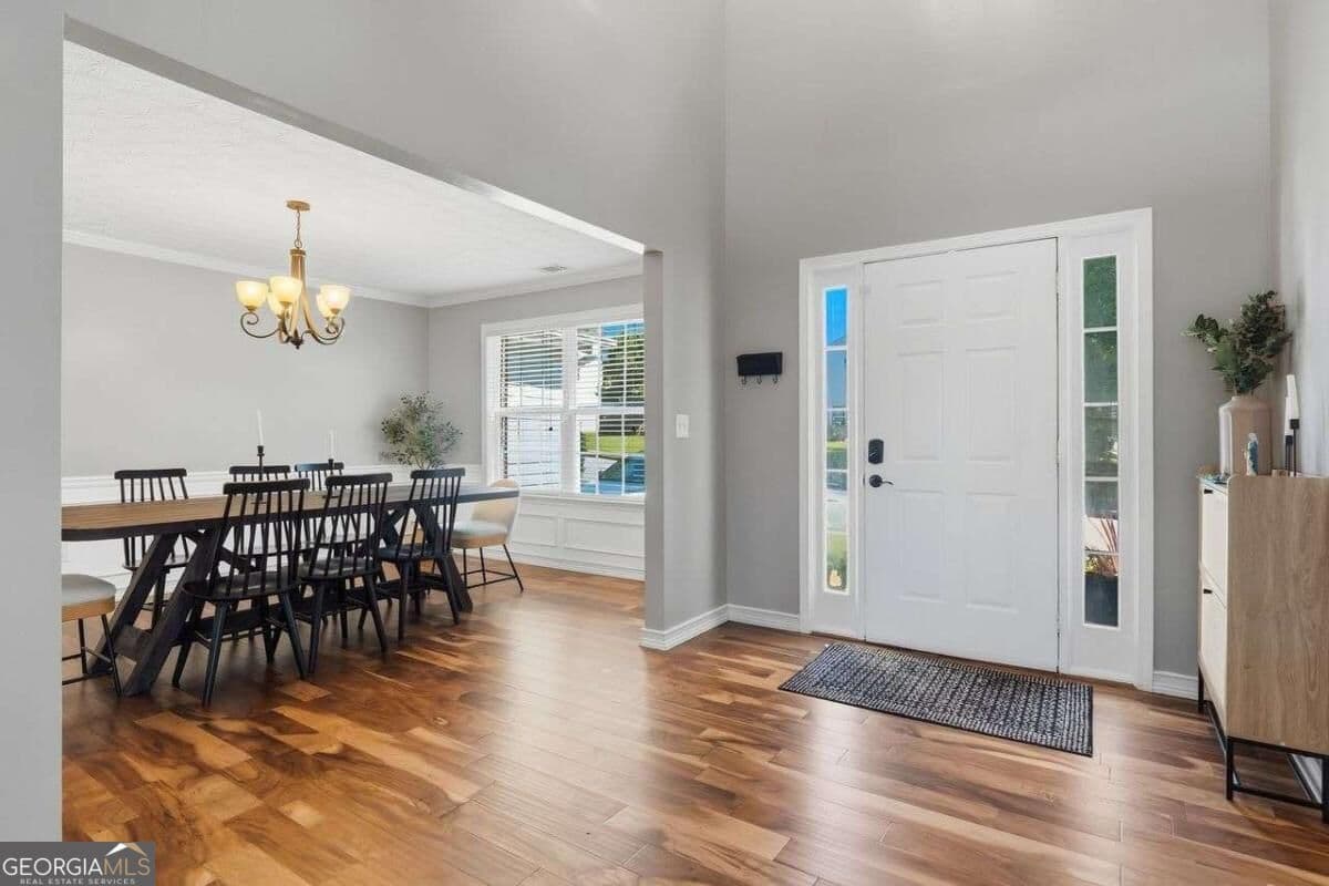 5 bedroom, 3.5 bathroom, 4,162 sq ft single family residence for sale at 2506 Betty Sue Drive, Buford, GA 30519 — photo 4