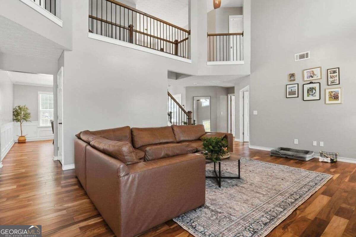 5 bedroom, 3.5 bathroom, 4,162 sq ft single family residence for sale at 2506 Betty Sue Drive, Buford, GA 30519 — photo 8