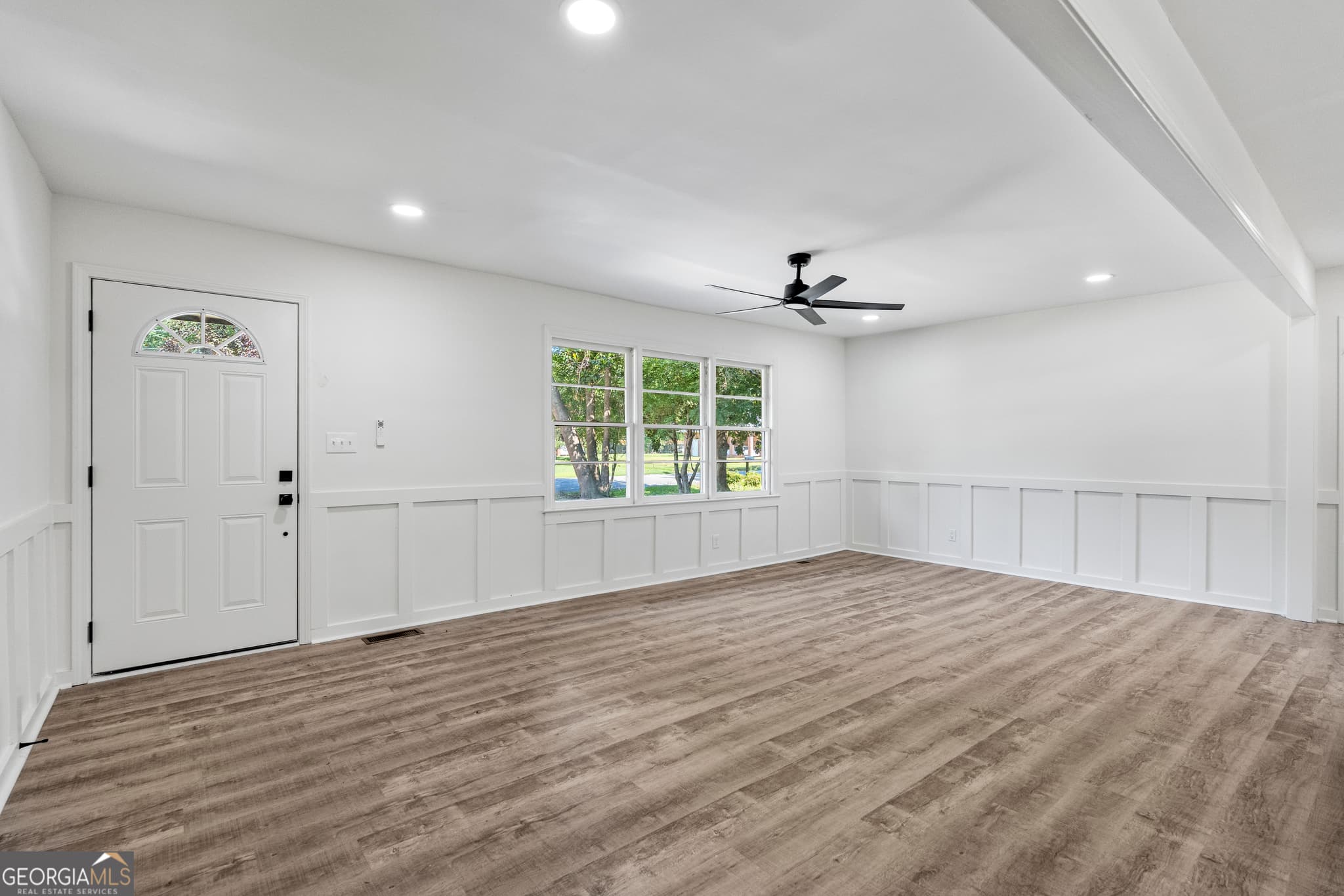 4 bedroom, 2 bathroom, 1,808 sq ft single family residence for sale at 2322 LAUREL Drive, Columbus, GA 31907 — photo 4