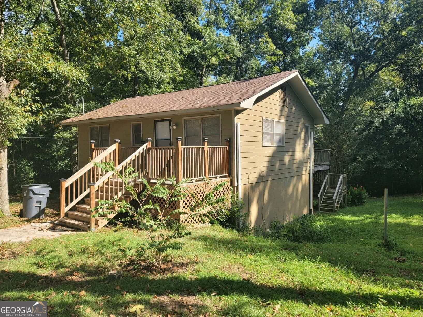 4 bedroom, 2 bathroom, 1,536 sq ft single family residence for sale at 1210 Douglas Circle, Americus, GA 31709