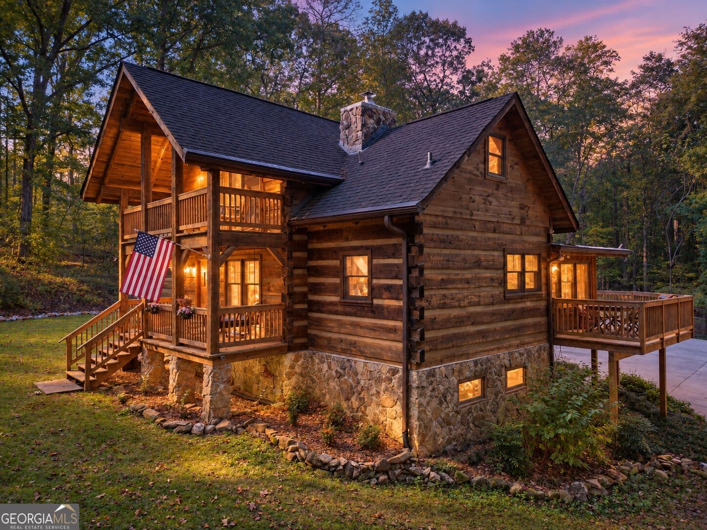 3 bedroom, 3 bathroom, 3,039 sq ft cabin,single family residence for sale at 531 Caldwell Road, Griffin, GA 30223 — photo 4