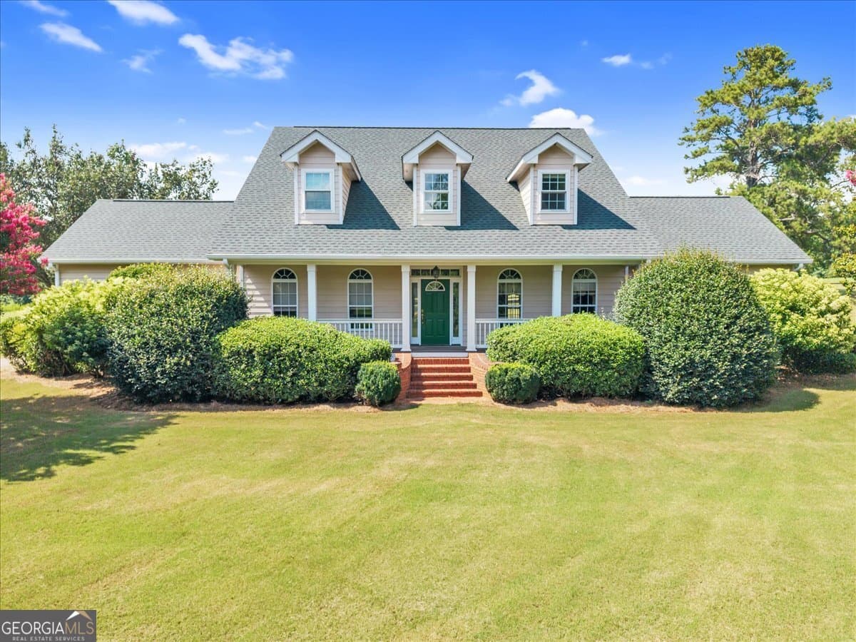 5 bedroom, 4.5 bathroom, 3,536 sq ft single family residence for sale at 1141 Fieldcrest Lane, Madison, GA 30650