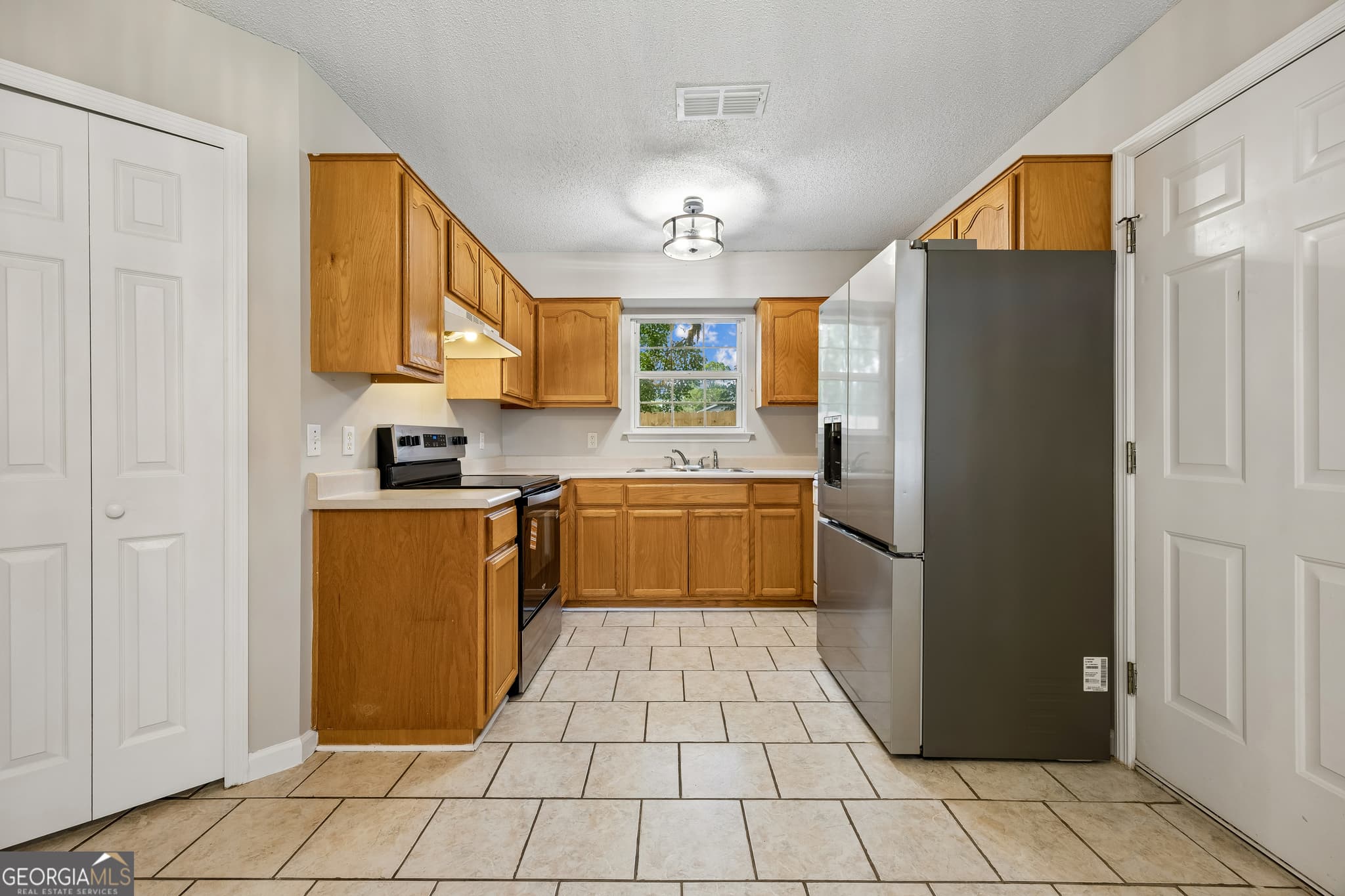 3 bedroom, 2 bathroom, 1,124 sq ft single family residence for sale at 872 Mission Trace Drive, St. Marys, GA 31558 — photo 8