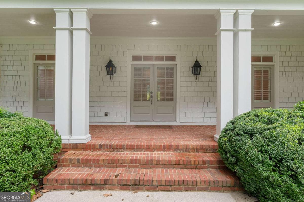6 bedroom, 8 bathroom, 8,750 sq ft single family residence for rent at 4475 NW Harris Trail, Atlanta, GA 30327 for $19,500 a month — photo 4