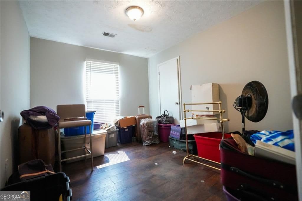 3 bedroom, 2 bathroom, 1,280 sq ft single family residence for sale at 8265 Park Ridge Drive, Riverdale, GA 30274 — photo 10