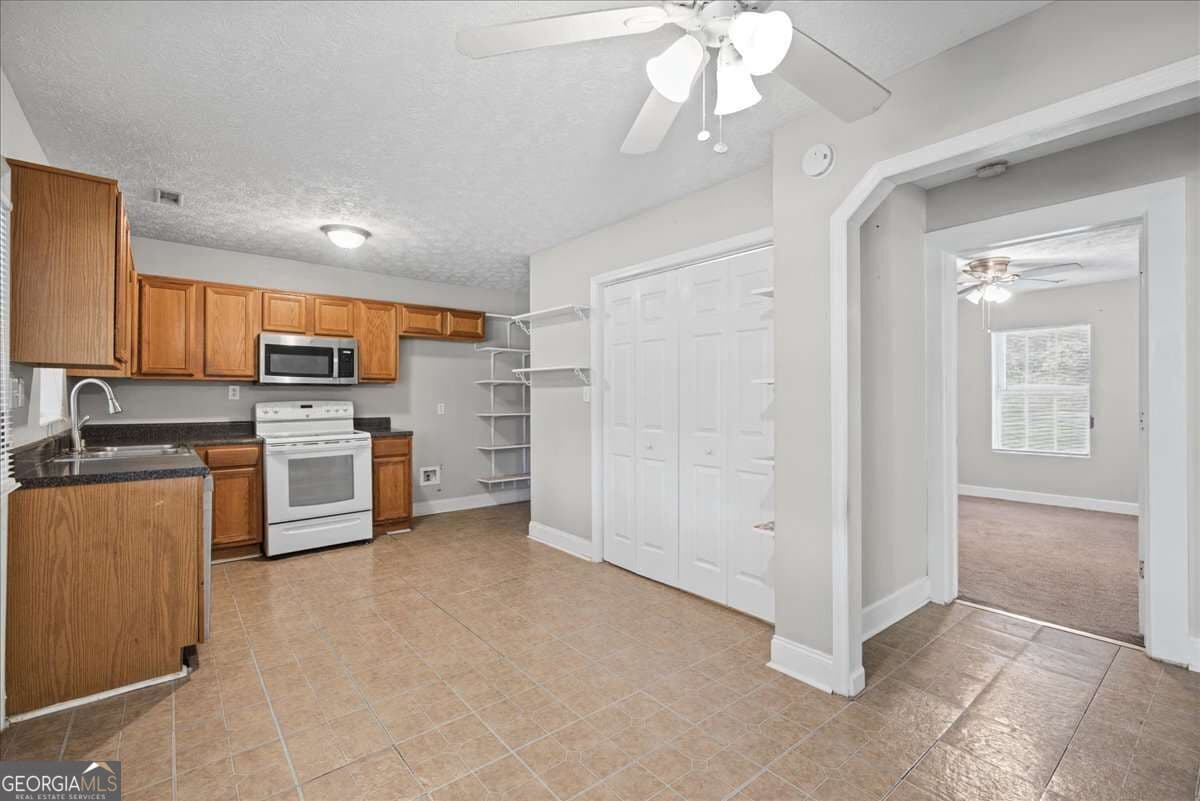 2 bedroom, 1 bathroom, 1,008 sq ft single family residence for sale at 15 Roper Road, Aragon, GA 30104 — photo 9