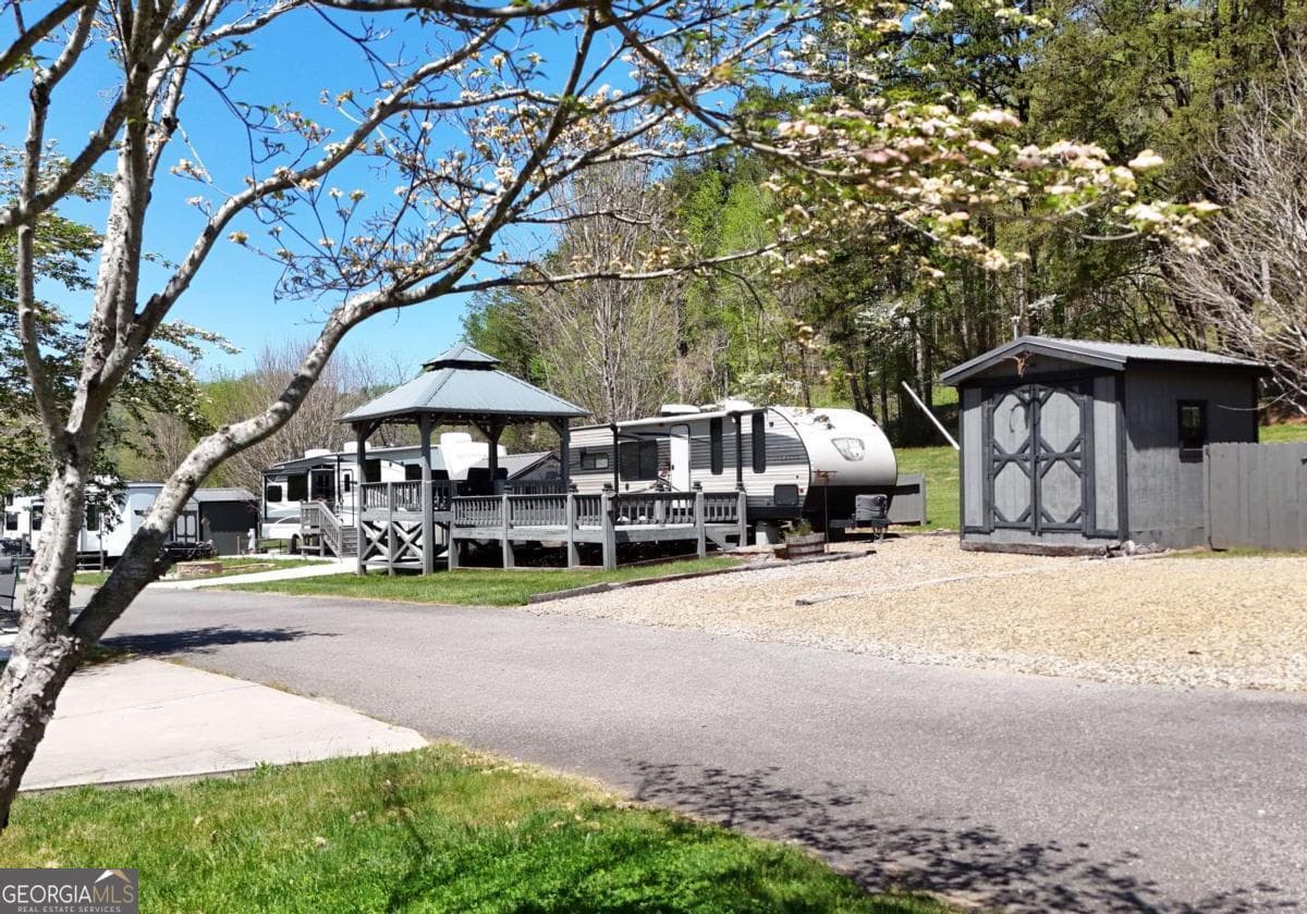1 bedroom, 1 bathroom single family residence for sale at 98 Heavenly Drive, Blairsville, GA 30512