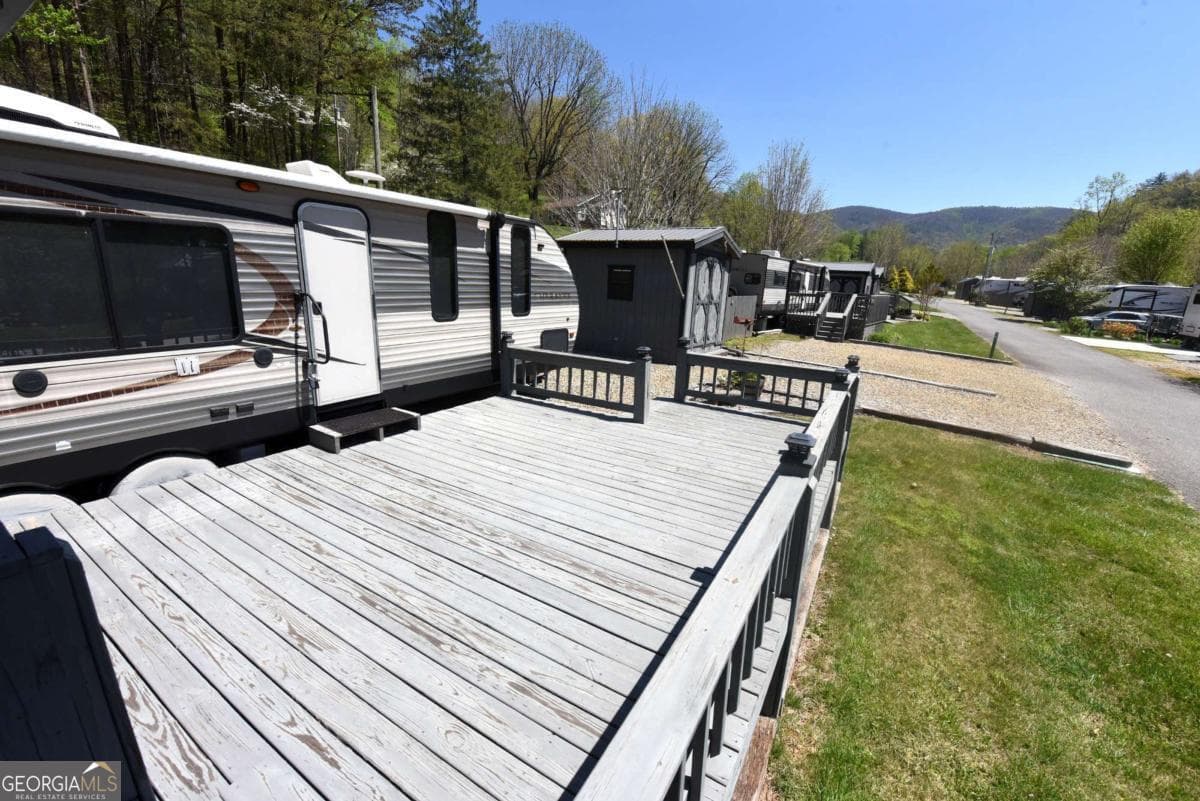 1 bedroom, 1 bathroom single family residence for sale at 98 Heavenly Drive, Blairsville, GA 30512 — photo 10