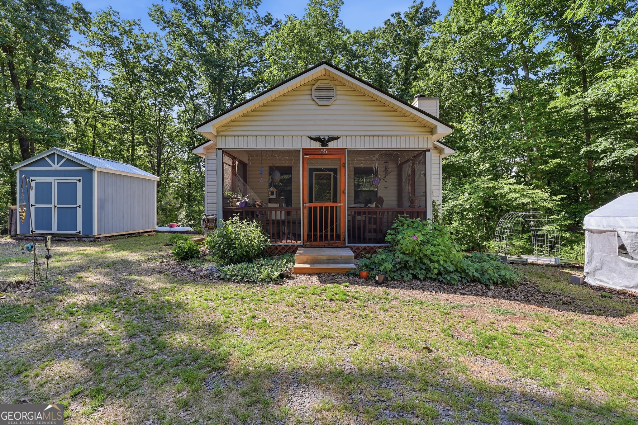 2 bedroom, 1 bathroom, 768 sq ft single family residence sold at 55 Deavours Lane, Cleveland, GA 30528