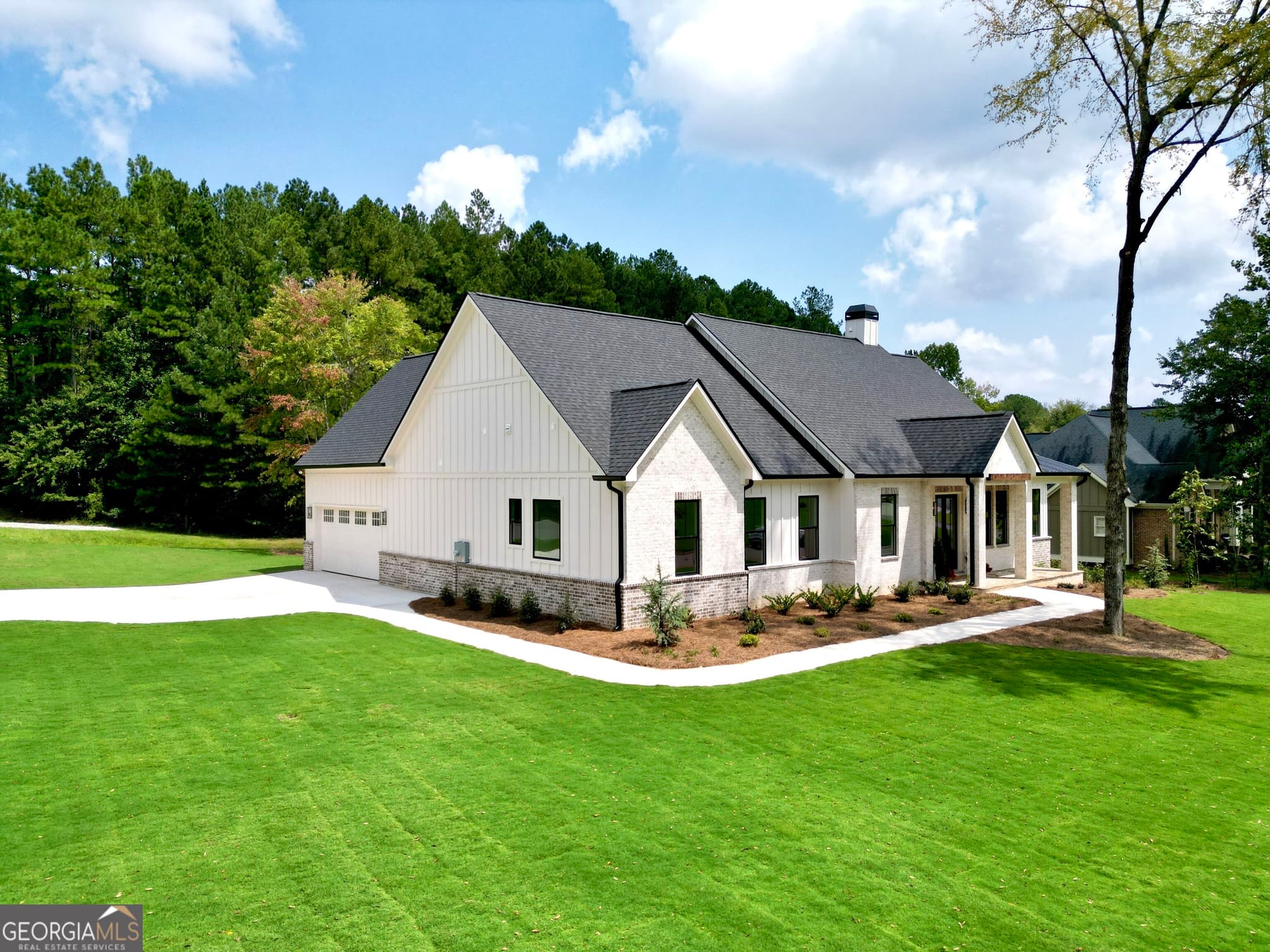 4 bedroom, 3.5 bathroom, 2,924 sq ft single family residence for sale at 171 Nelson Boulevard, Rome, GA 30165 — photo 3