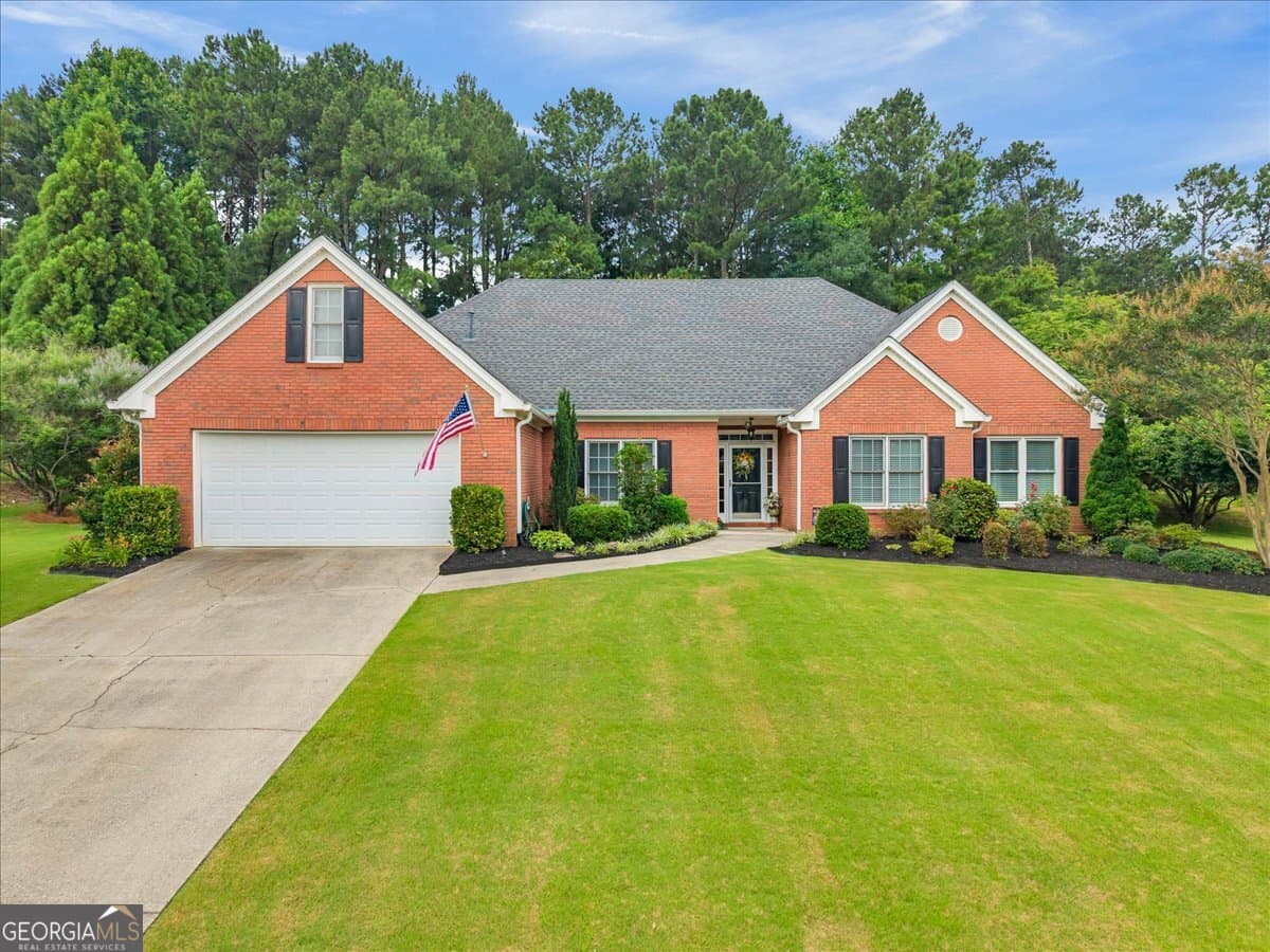 3 bedroom, 2 bathroom, 2,181 sq ft single family residence sold at 3209 Brooksong Way, Dacula, GA 30019