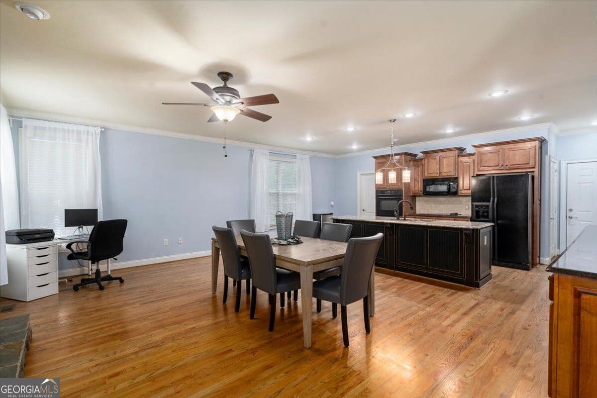 6 bedroom, 4 bathroom, 4,450 sq ft single family residence for sale at 303 Vantage Drive, Jefferson, GA 30549 — photo 9