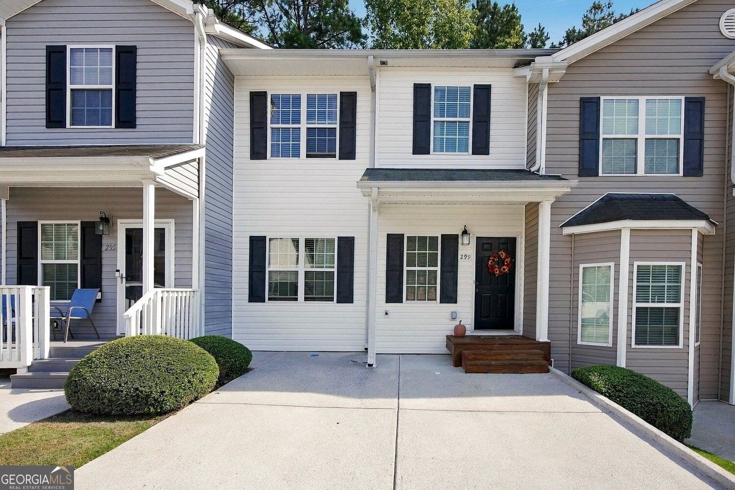 2 bedroom, 2.5 bathroom, 2,175 sq ft townhouse for sale at 299 Venture Path, Hiram, GA 30141