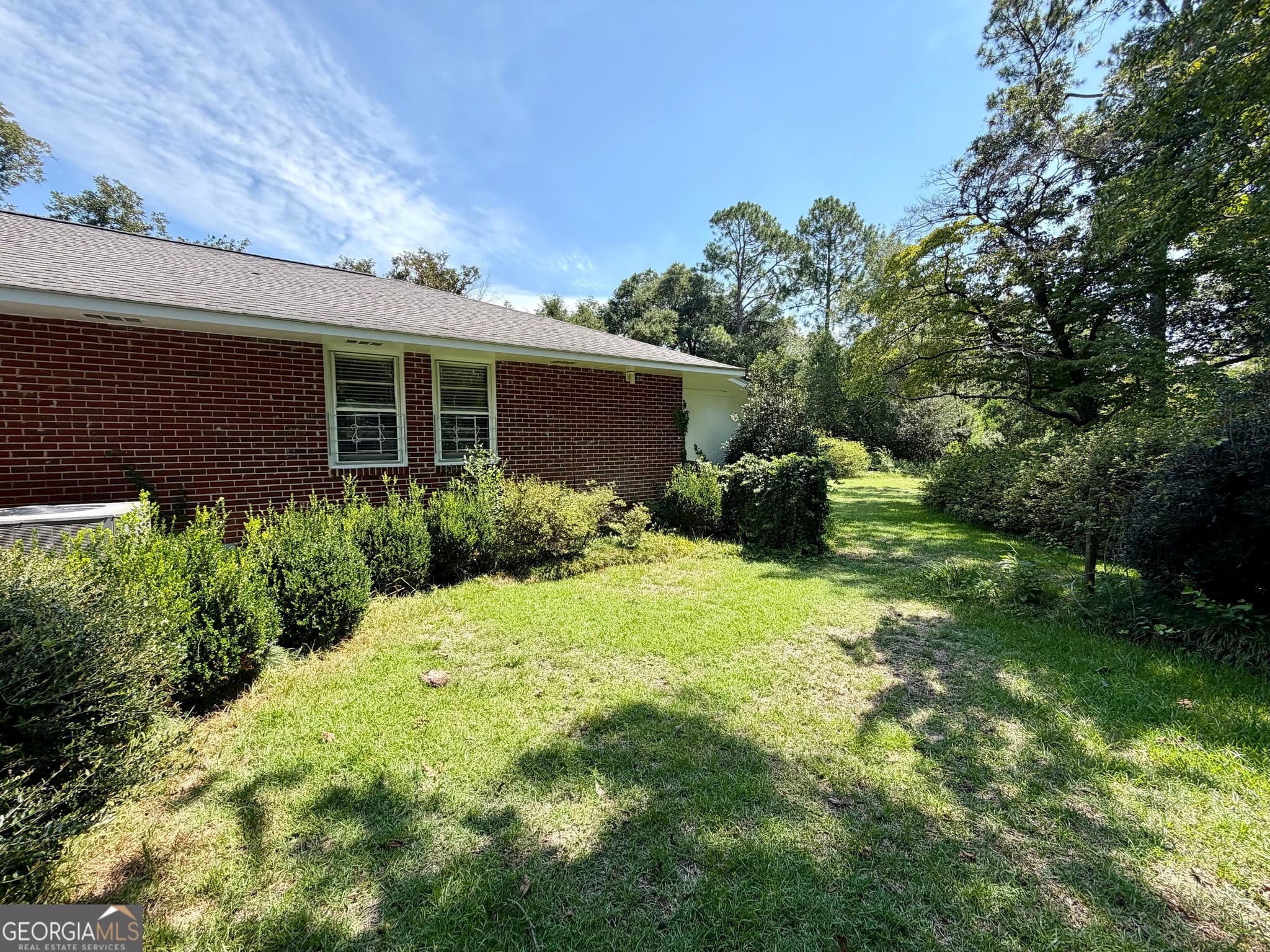 4 bedroom, 2.5 bathroom, 1,807 sq ft single family residence for sale at 422 Park Avenue, Millen, GA 30442 — photo 6