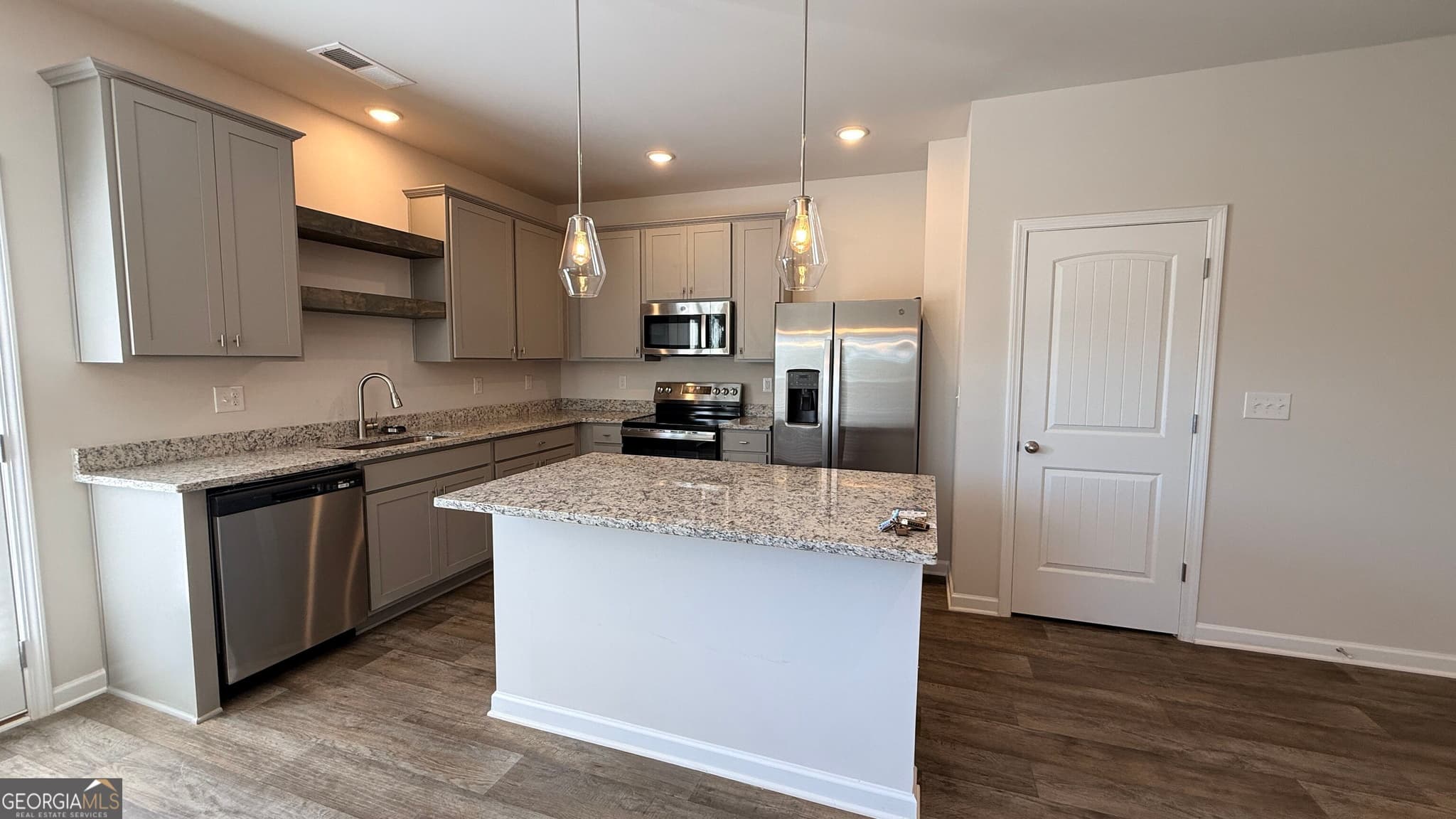 3 bedroom, 2.5 bathroom, 1,482 sq ft townhouse for rent at 241 Ivey Terrace, Temple, GA 30179 for $1,749 a month — photo 7