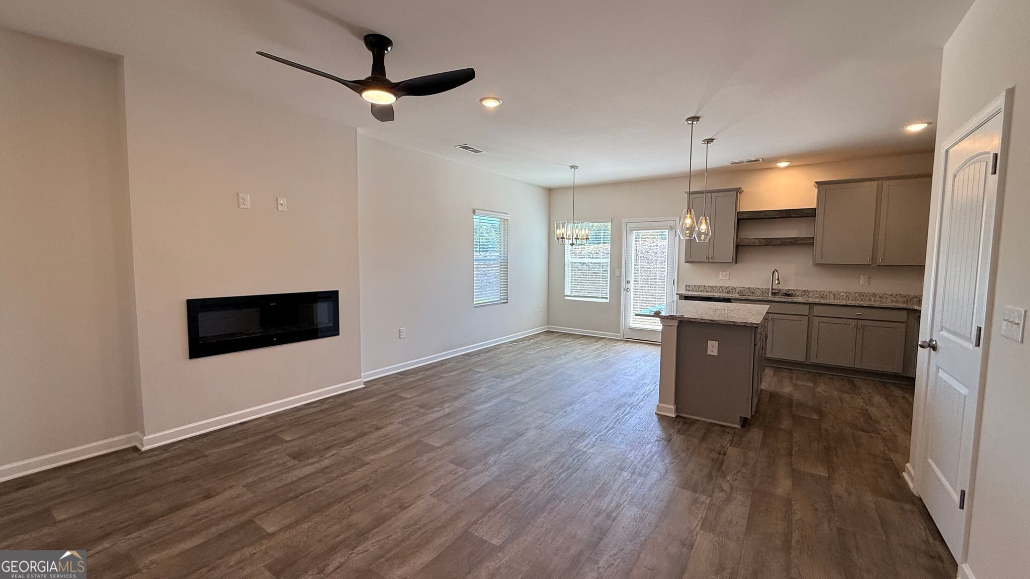 3 bedroom, 2.5 bathroom, 1,482 sq ft townhouse for rent at 241 Ivey Terrace, Temple, GA 30179 for $1,749 a month — photo 9