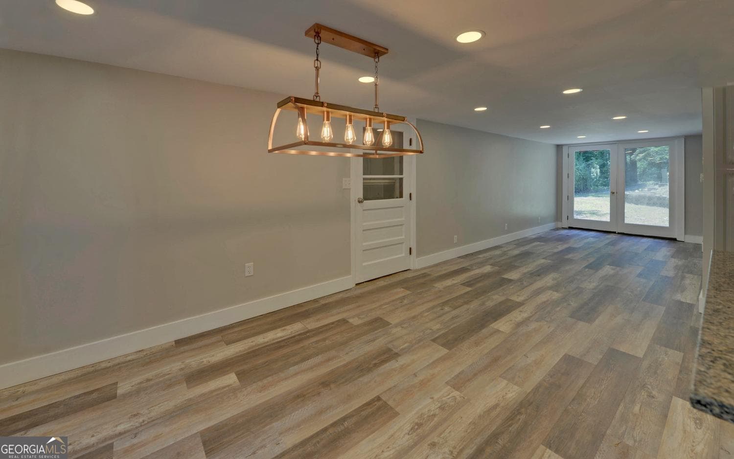4 bedroom, 2 bathroom, 2,048 sq ft cabin,single family residence for sale at 149 Foxtail Drive, Hartwell, GA 30643 — photo 6