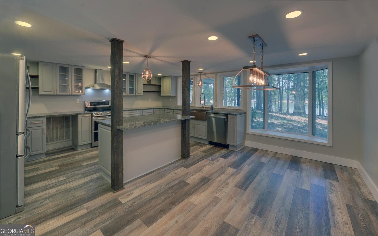 4 bedroom, 2 bathroom, 2,048 sq ft cabin,single family residence for sale at 149 Foxtail Drive, Hartwell, GA 30643 — photo 7
