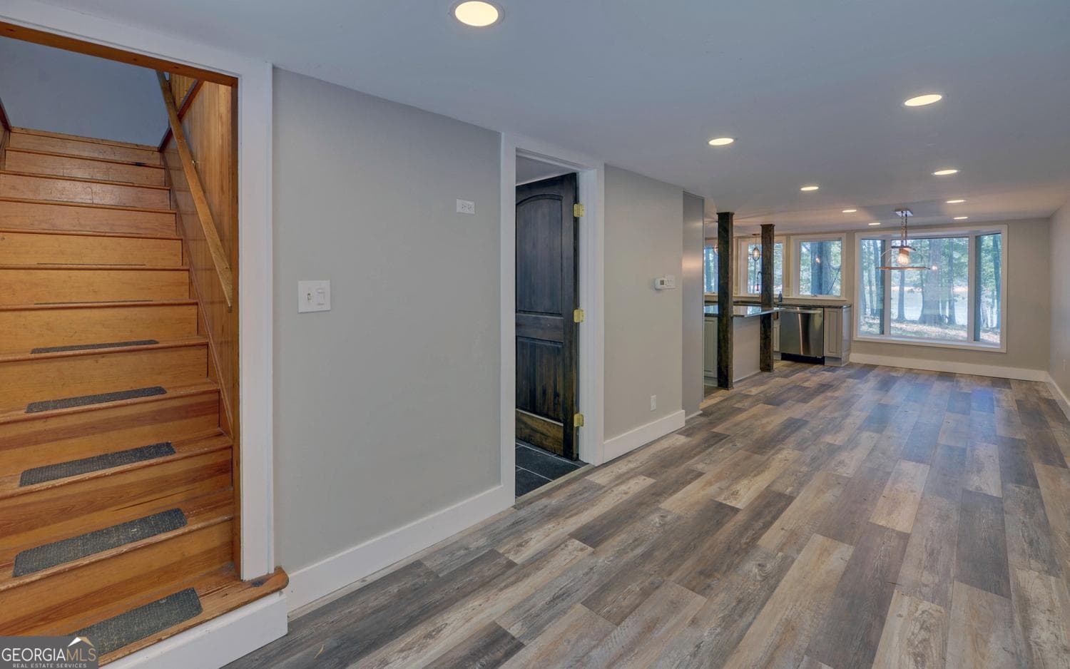 4 bedroom, 2 bathroom, 2,048 sq ft cabin,single family residence for sale at 149 Foxtail Drive, Hartwell, GA 30643 — photo 5