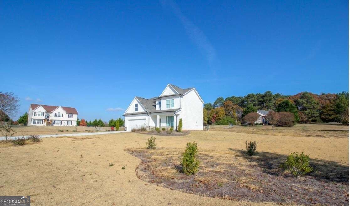 3 bedroom, 2.5 bathroom, 1,679 sq ft single family residence for sale at 96 Boogies Run Run, Commerce, GA 30529 — photo 3