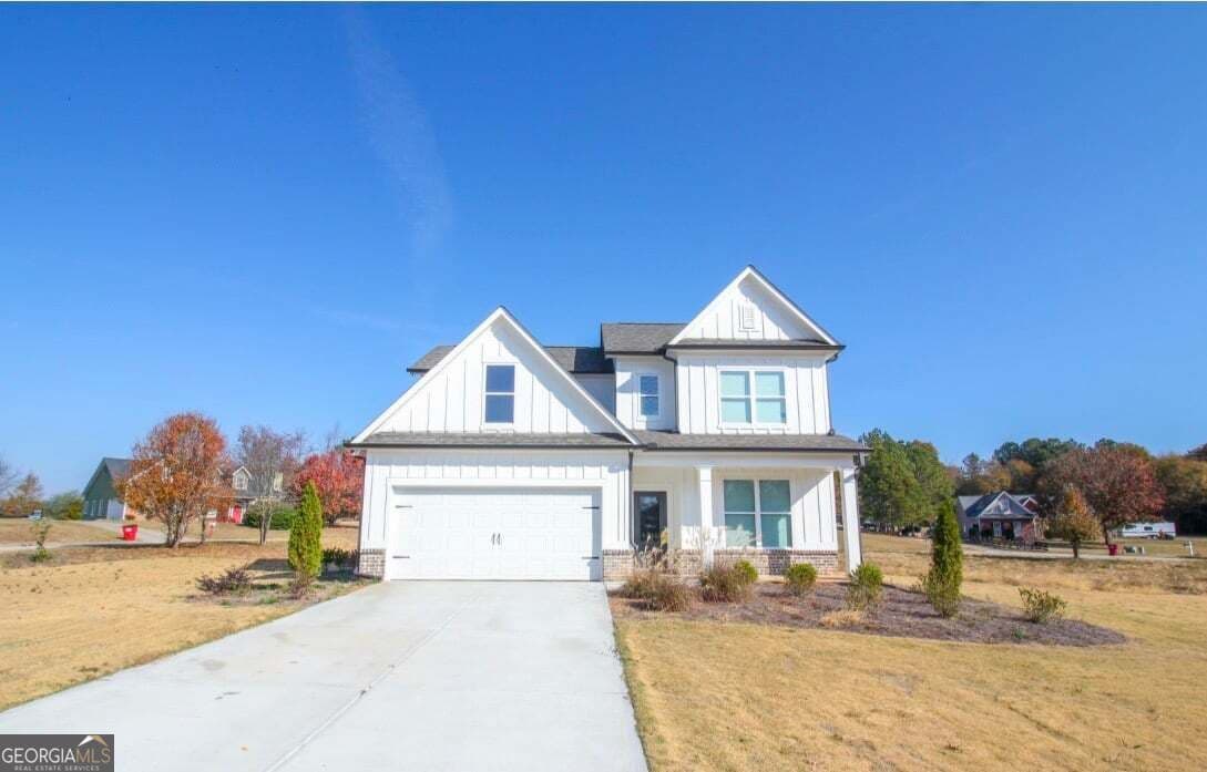 3 bedroom, 2.5 bathroom, 1,679 sq ft single family residence for sale at 96 Boogies Run Run, Commerce, GA 30529 — photo 1 of 35