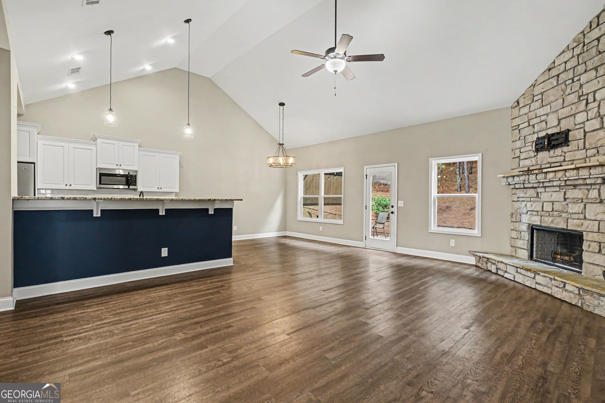 3 bedroom, 2 bathroom, 1,728 sq ft single family residence for sale at 271 Alexandria Way, Dallas, GA 30132 — photo 7