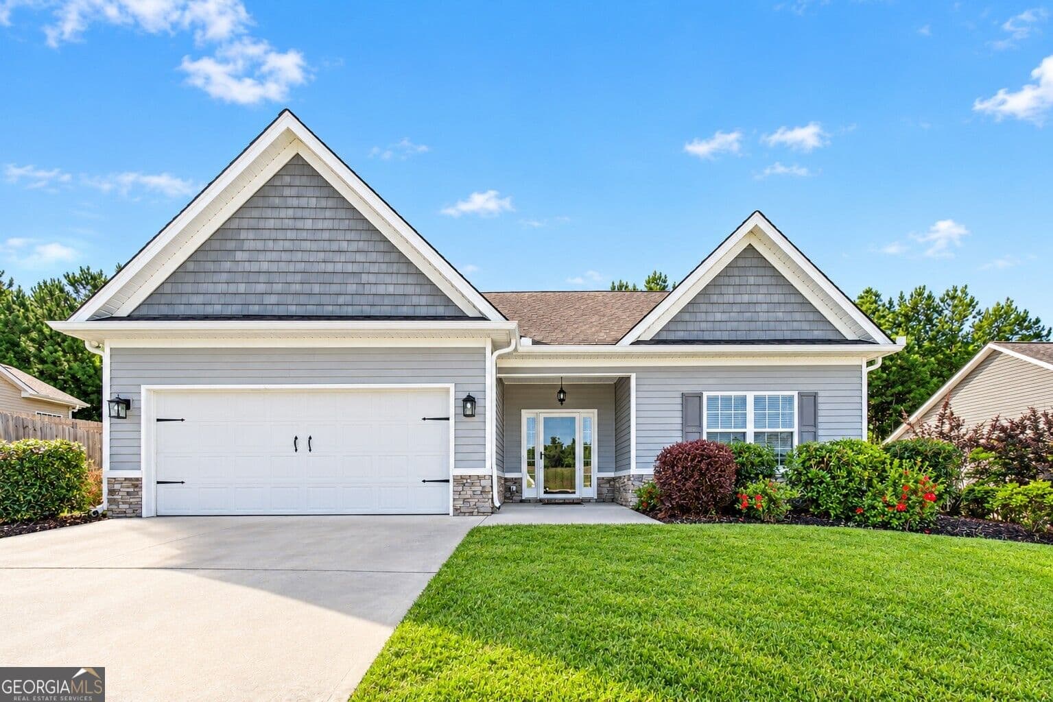 3 bedroom, 2 bathroom, 1,728 sq ft single family residence for sale at 271 Alexandria Way, Dallas, GA 30132 — photo 1 of 30