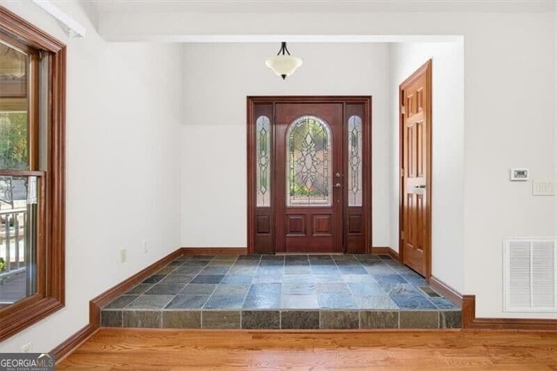3 bedroom, 2.5 bathroom, 4,090 sq ft single family residence for sale at 23 Blue Heron Point, Acworth, GA 30102 — photo 10