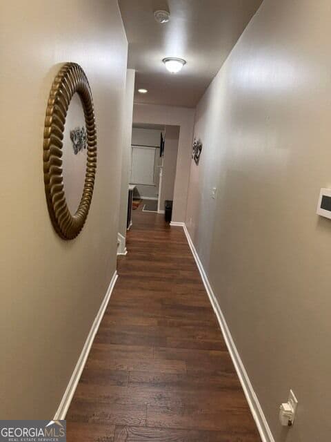 3 bedroom, 2.5 bathroom, 2,032 sq ft townhouse for sale at 542 Monticello Boulevard, Atlanta, GA 30354 — photo 3