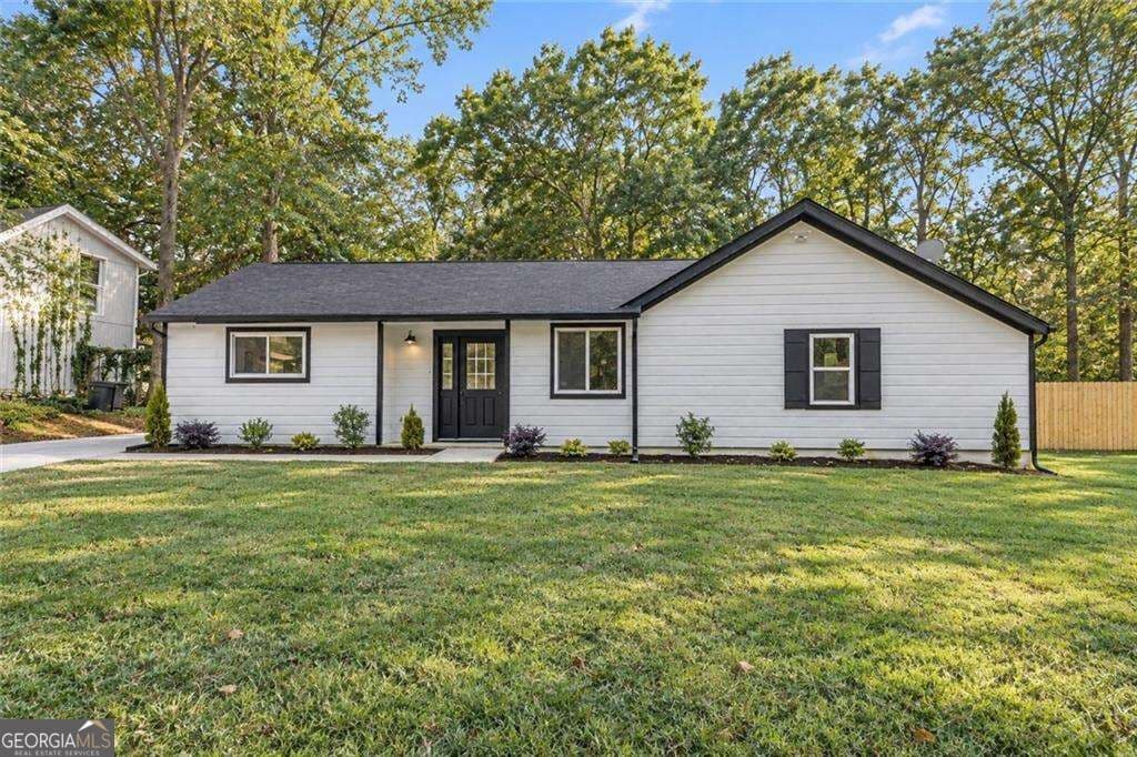 3 bedroom, 2 bathroom, 1,254 sq ft single family residence for sale at 373 Hemlock Drive, Lawrenceville, GA 30046
