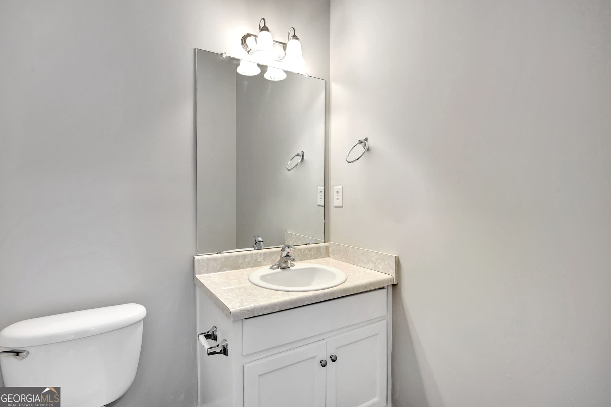3 bedroom, 2.5 bathroom, 2,291 sq ft single family residence for sale at 110 Colony Park Lane, Locust Grove, GA 30248 — photo 10