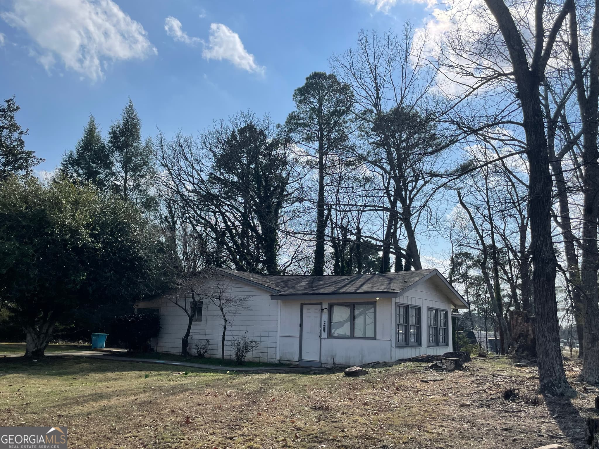 3 bedroom, 1 bathroom, 1,668 sq ft single family residence for sale at 2155 Rosedale Road, Snellville, GA 30078