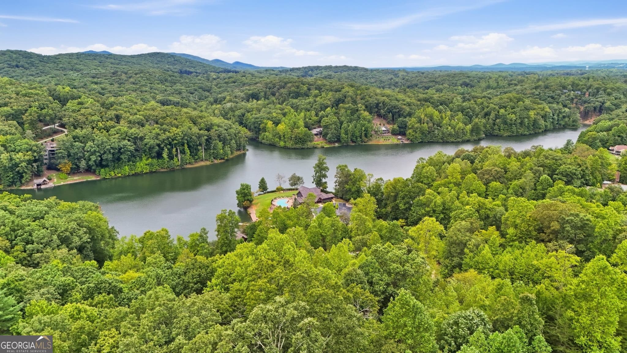 6 bedroom, 4 bathroom, 2,987 sq ft single family residence for sale at 77 N. Shore Drive, Cleveland, GA 30528 — photo 10