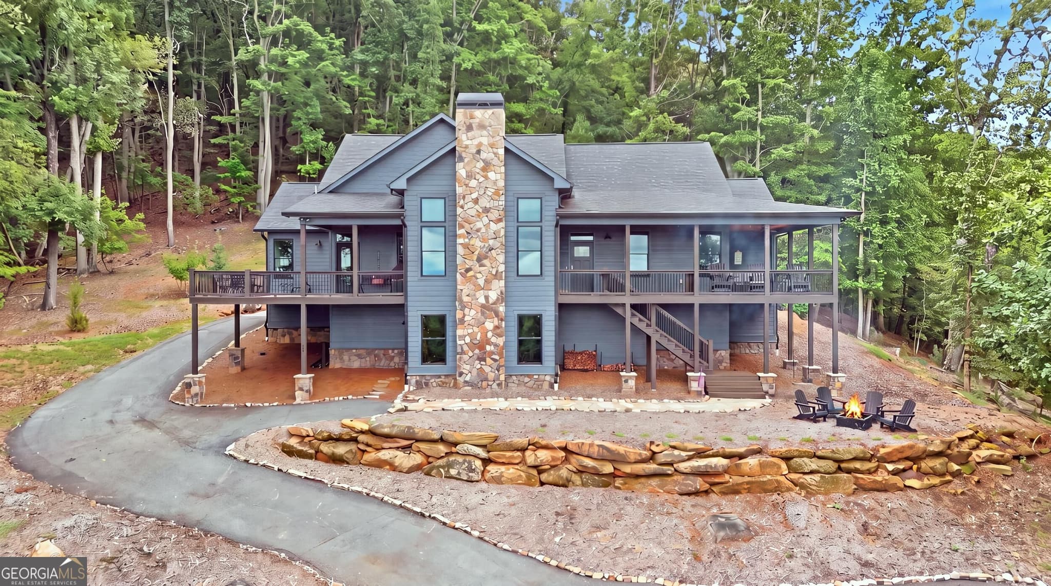 6 bedroom, 4 bathroom, 2,987 sq ft single family residence for sale at 77 N. Shore Drive, Cleveland, GA 30528 — photo 4