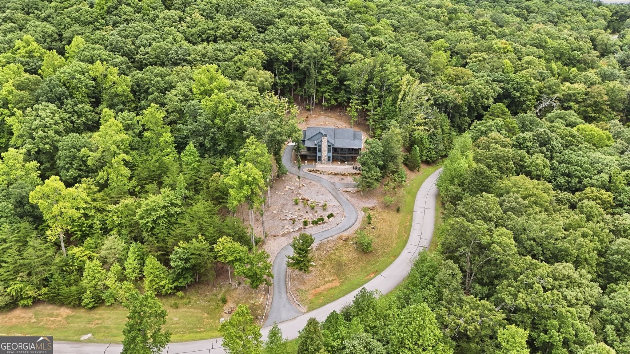 6 bedroom, 4 bathroom, 2,987 sq ft single family residence for sale at 77 N. Shore Drive, Cleveland, GA 30528 — photo 8