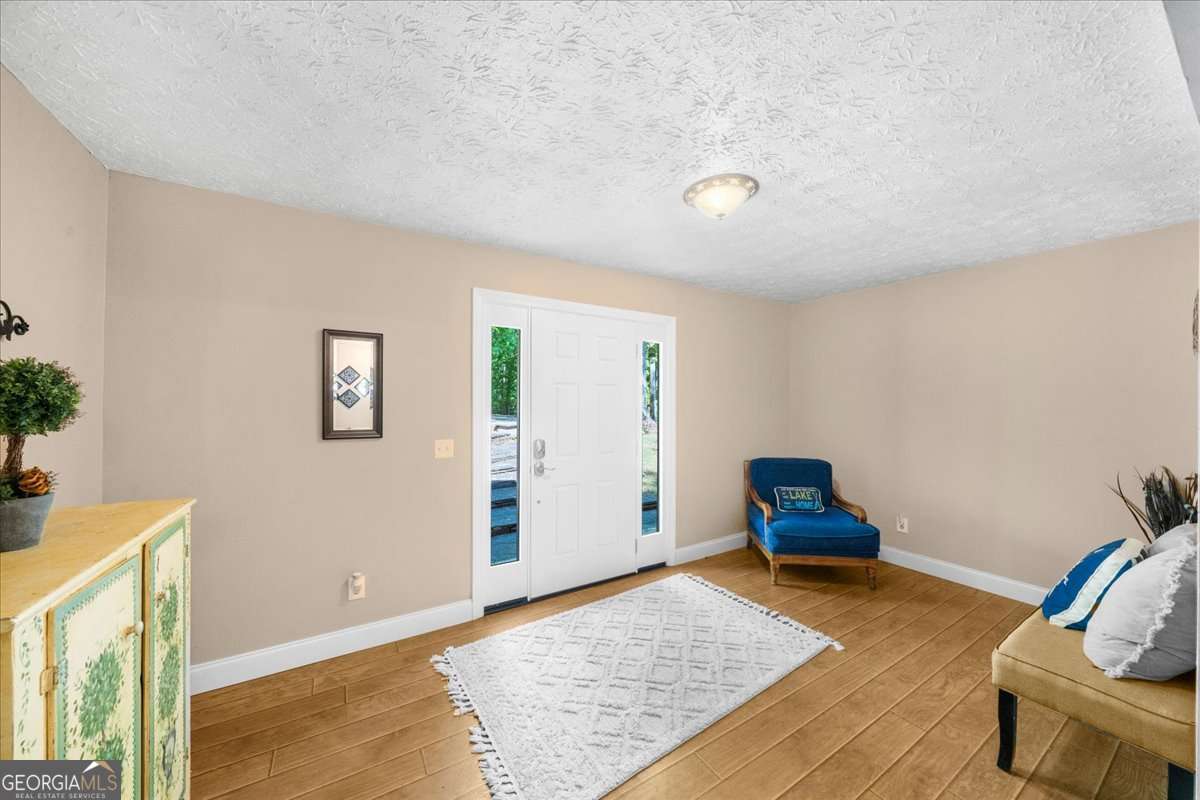 4 bedroom, 3 bathroom, 2,202 sq ft single family residence for sale at 9670 Lee Circle, Gainesville, GA 30506 — photo 10