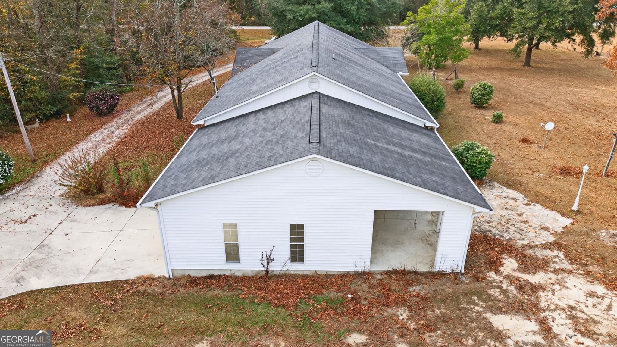 3 bedroom, 2 bathroom, 2,310 sq ft single family residence for sale at 3900 Nevils Groveland Road, Pembroke, GA 31321 — photo 8