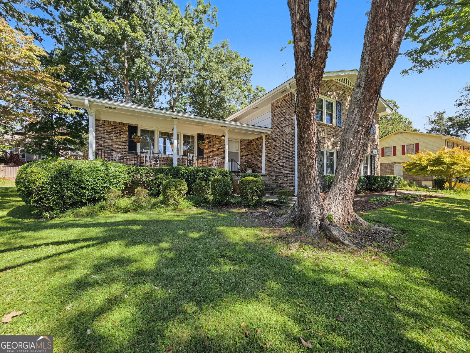 4 bedroom, 2.5 bathroom, 2,125 sq ft single family residence for sale at 4162 Cimarron Drive, Clarkston, GA 30021 — photo 2